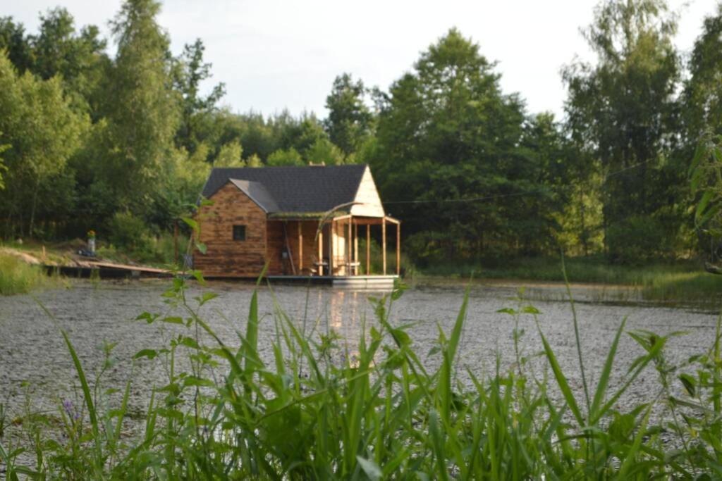 Heather Hut, Off-Grid Cottage On A Pond+2 Ha Darzkowo 外观 照片